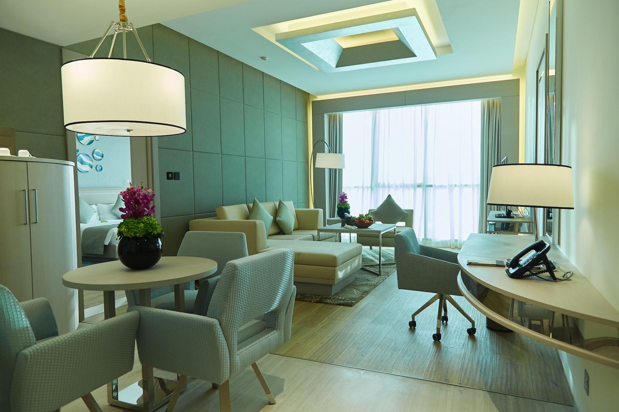 Royal M Hotel Abu Dhabi By Gewan Bagian luar foto A suite at the hotel